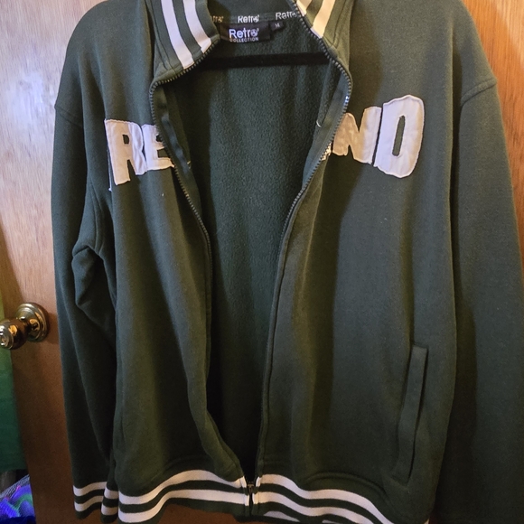 Green 'IRELAND' Zip-Up Jacket - Picture 4 of 6